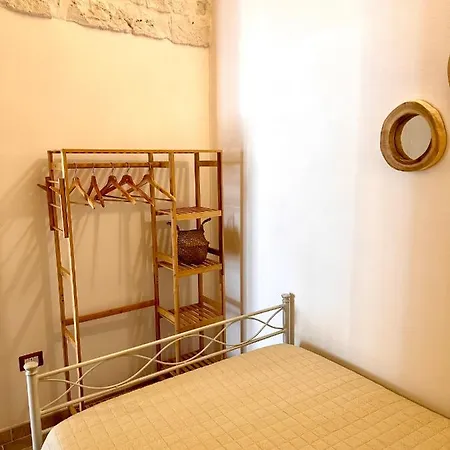 Bed & Breakfast Domus Petra 104 Ceglie Messapica
