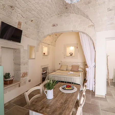 Domus Petra 104 Alojamento de Acomodação e Pequeno-almoço Ceglie Messapica
