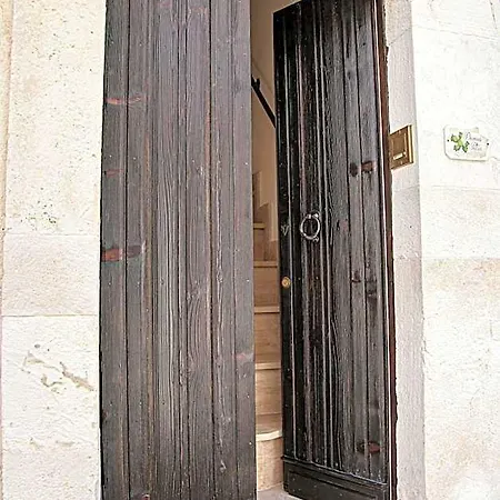 Domus Petra Civico 104 Bed & Breakfast Ceglie Messapica